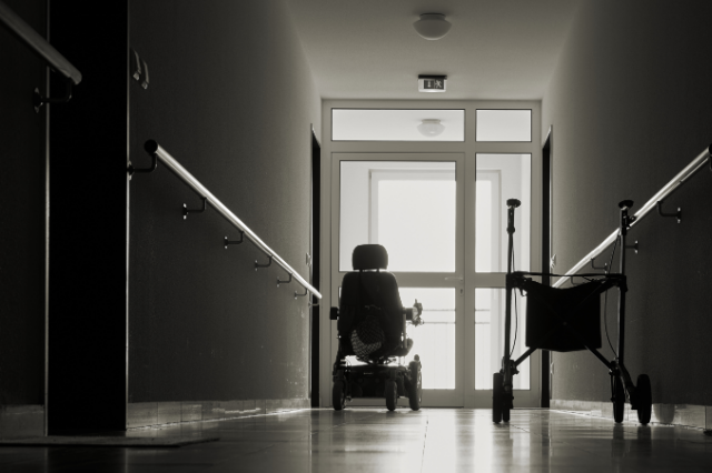 Nursing Home Signs of Negligence